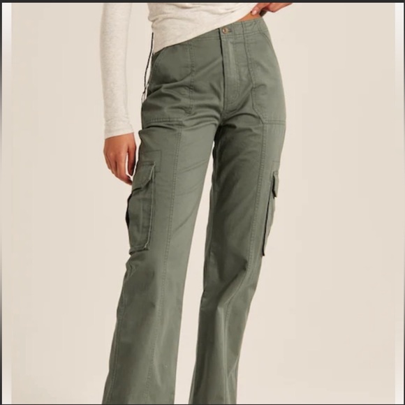 Abercrombie & Fitch Pants - Abercrombie Green Cargo pants